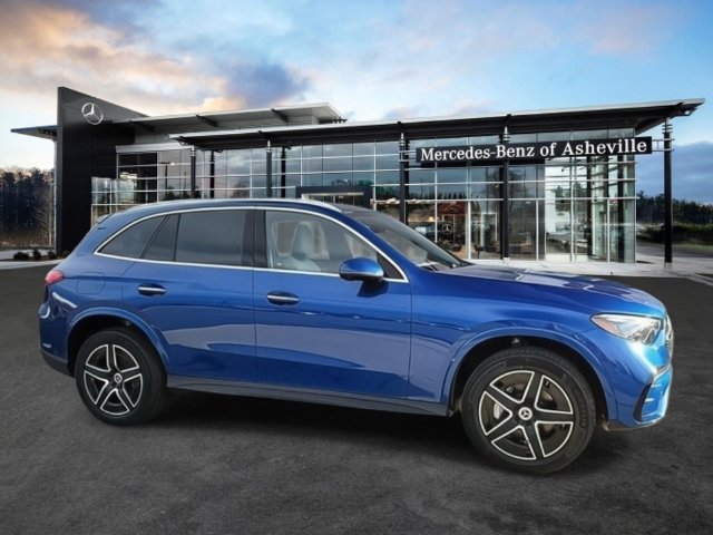 Certified 2025 Mercedes-Benz GLC 300 4MATIC image 1