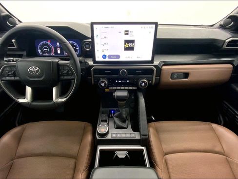 Used 2026 Toyota 4Runner Limited RWD image 18