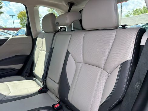 Used 2022 Subaru Forester Limited AWD/4WD image 26
