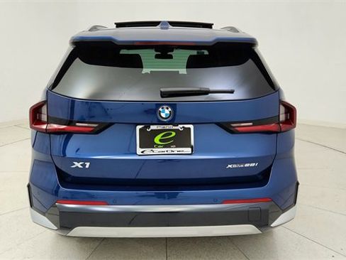 Used 2025 BMW X1 xDrive28i image 5
