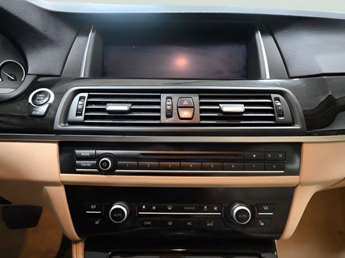 Used 2015 BMW 535i xDrive Sedan AWD/4WD image 24