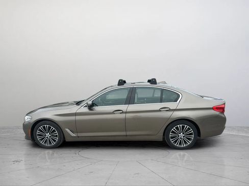 Used 2017 BMW 530i xDrive AWD/4WD image 3
