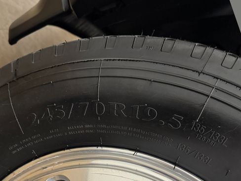 Used 2020 RAM 5500 Tradesman w/ Chrome Appearance Group image 44