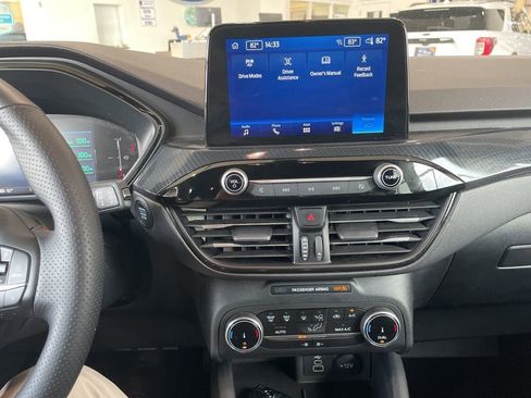 Used 2025 Ford Escape ST-Line AWD/4WD image 20