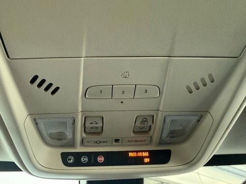 Used 2019 Cadillac XT5 Premium Luxury image 36