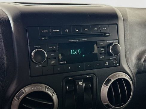 Used 2017 Jeep Wrangler Sport w/ Quick Order Package 24S image 13