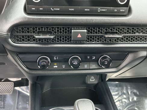 Used 2024 Honda HR-V LX image 22