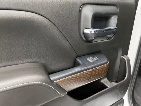 Used 2019 GMC Sierra 2500 Denali w/ Duramax Plus Package AWD/4WD image 85