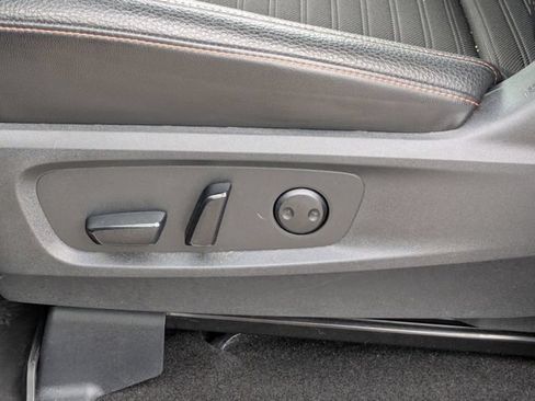 Used 2024 Nissan Pathfinder Rock Creek AWD/4WD image 14