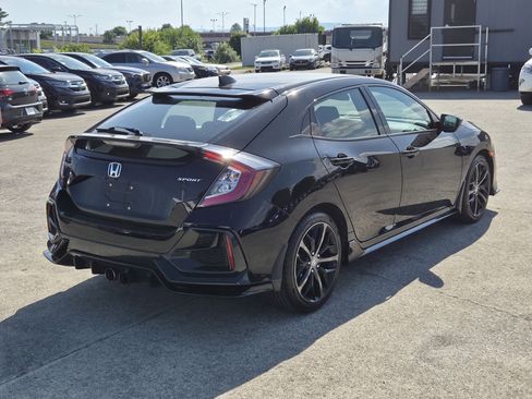 Used 2021 Honda Civic Sport image 4