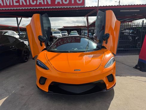 Used 2020 McLaren GT RWD image 23