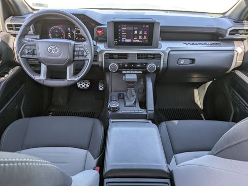 Used 2025 Toyota Tacoma TRD Sport image 16