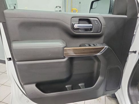 Used 2022 Chevrolet Silverado 1500 LT image 36