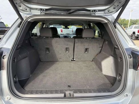 Used 2024 Chevrolet Equinox LT image 8