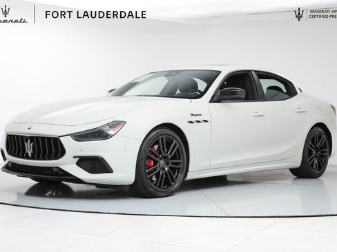 Certified 2023 Maserati Ghibli Modena RWD image 1