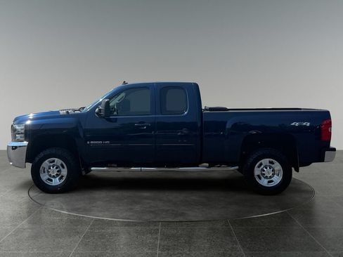 Used 2009 Chevrolet Silverado 2500 LTZ w/ Safety Package AWD/4WD image 5