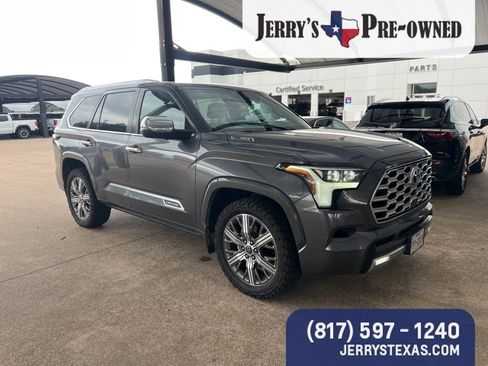 Used 2024 Toyota Sequoia Capstone AWD/4WD image 2