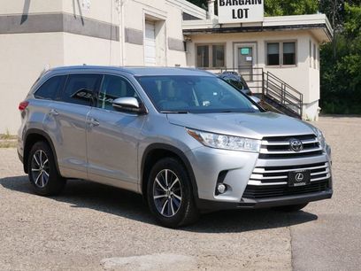 Used 2017 Toyota Highlander XLE