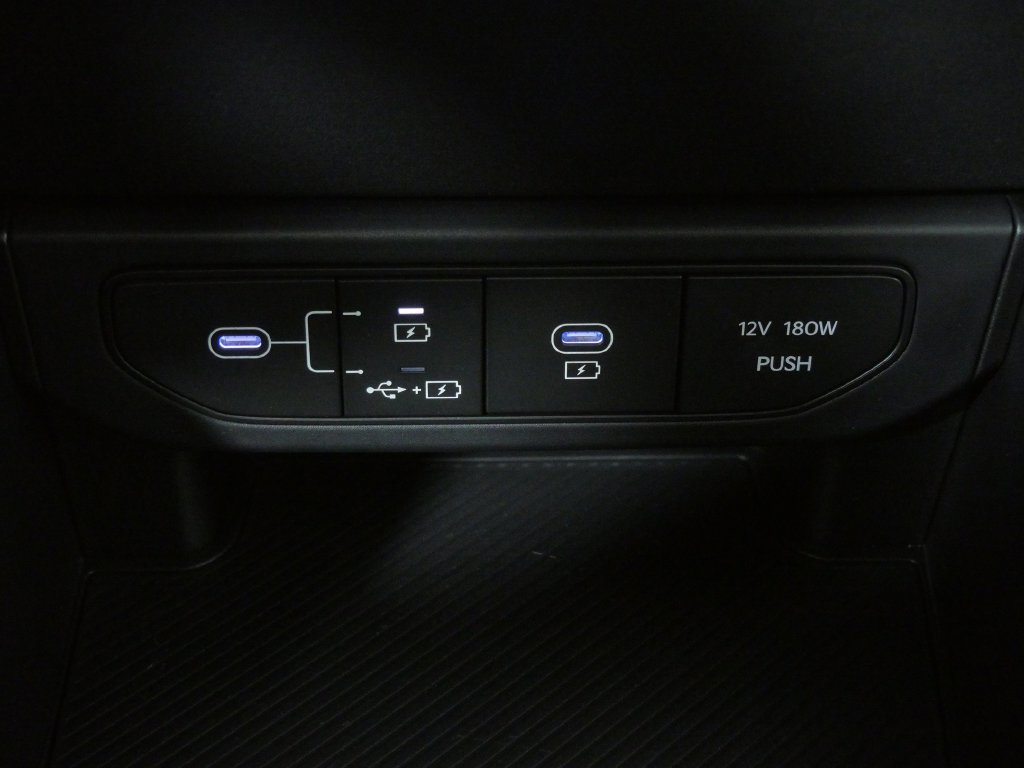 Used 2025 Kia K4 FWD image 36
