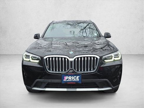 Used 2024 BMW X3 xDrive30i w/ Premium Package AWD/4WD image 2