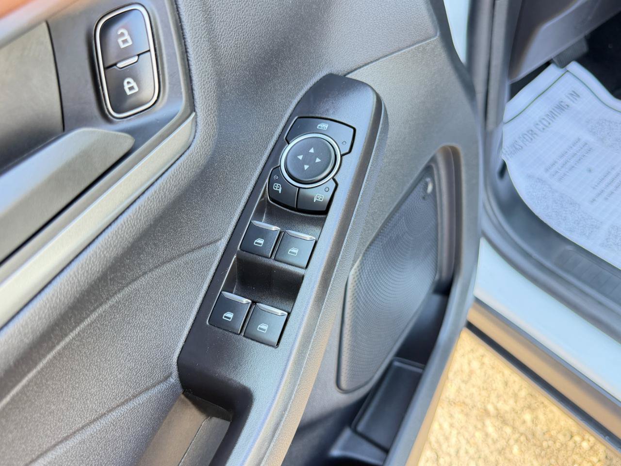 Used 2024 Ford Escape Active AWD/4WD image 17