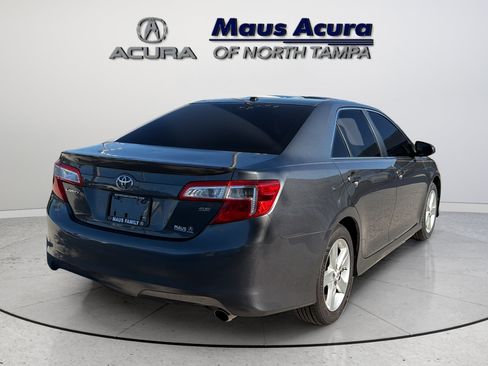 Used 2012 Toyota Camry SE FWD image 12