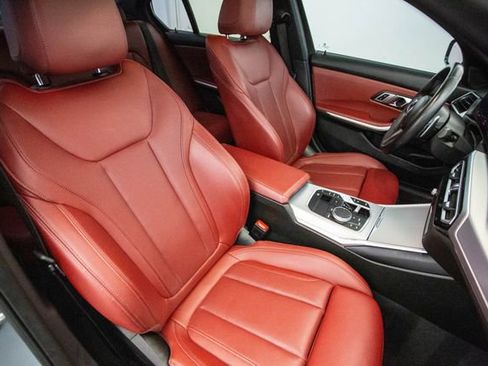 Used 2023 BMW 330i Sedan w/ M Sport Package image 21