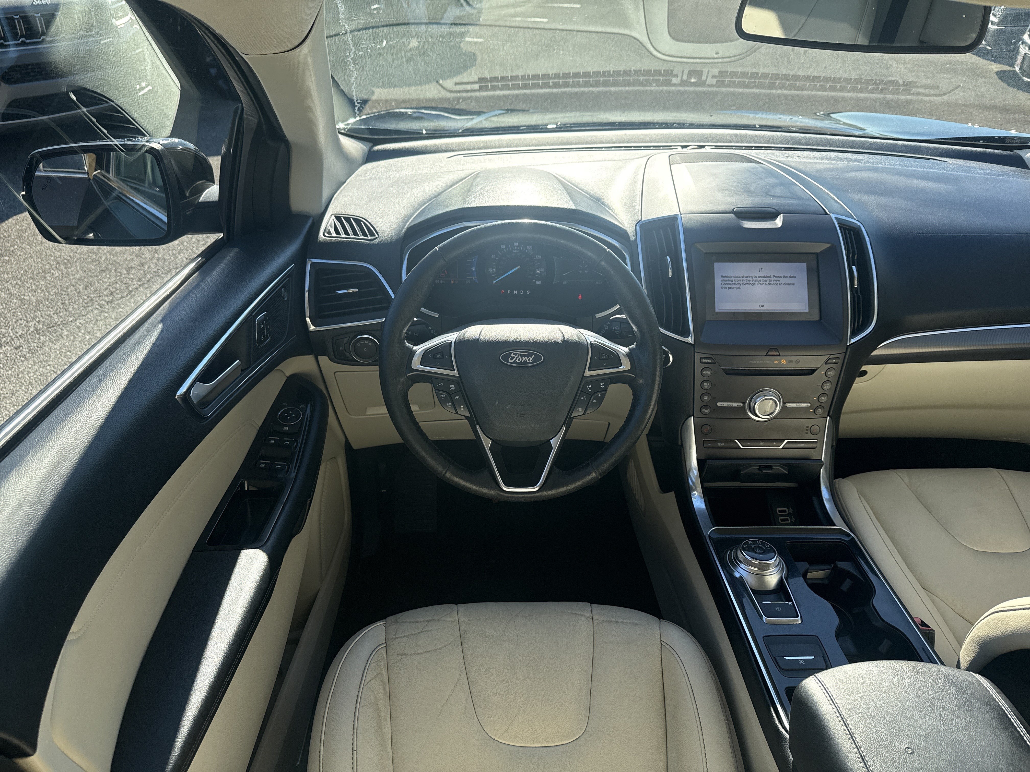 Used 2019 Ford Edge Titanium FWD image 24