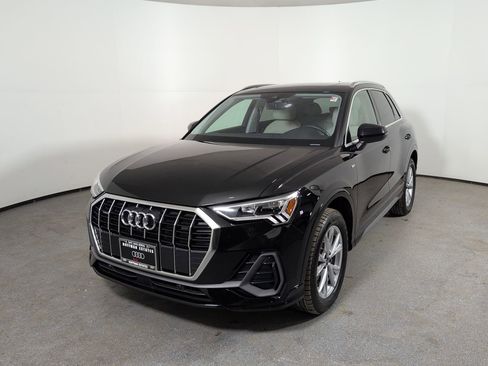 Used 2024 Audi Q3 2.0T Premium Plus image 5