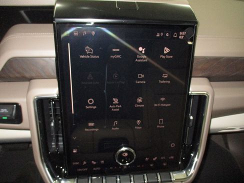 New 2026 GMC Yukon Denali w/ Denali Reserve Package AWD/4WD image 29
