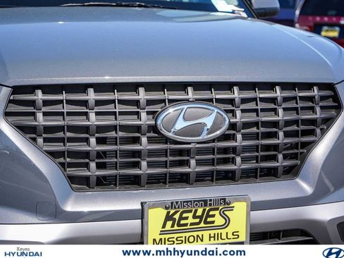 New 2026 Hyundai Venue SE FWD image 5