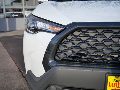 Certified 2023 Toyota Corolla Cross LE image 17