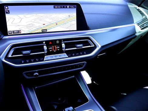 Used 2023 BMW X5 xDrive40i w/ Luxury Seating Package image 16