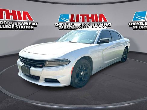 Used 2023 Dodge Charger SXT RWD image 1
