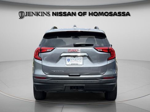 Used 2019 GMC Terrain SLE w/ Driver Convenience Package FWD image 5