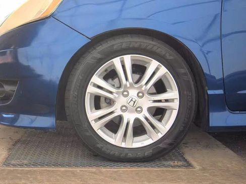 Used 2011 Honda Fit Sport image 7