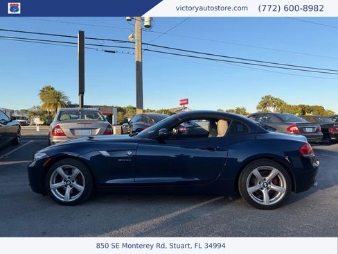 Used 2009 BMW Z4 sDrive30i image 10