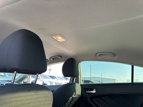 Used 2018 Kia Forte LX w/ LX Popular Package image 12