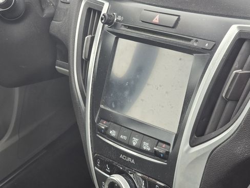Used 2018 Acura TLX w/ Technology Package FWD image 14