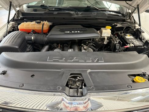 Used 2020 RAM 1500 Limited AWD/4WD image 12