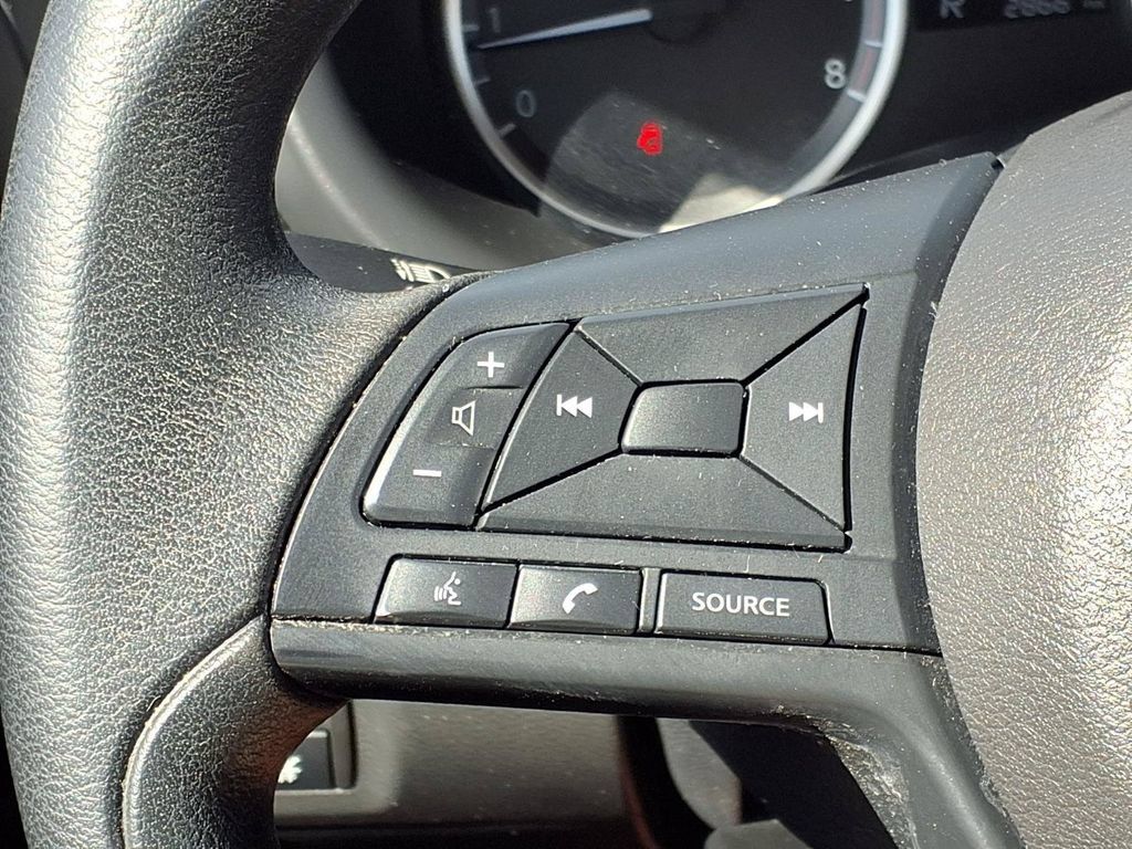 Used 2025 Nissan Kicks Play S FWD image 15