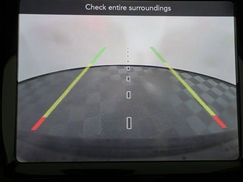 Used 2019 Jeep Cherokee Limited image 15