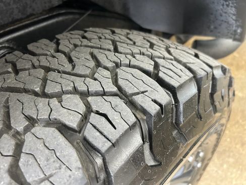 Used 2016 Jeep Wrangler Sport AWD/4WD image 13