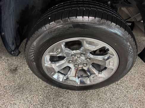 Used 2019 RAM 1500 Big Horn image 14