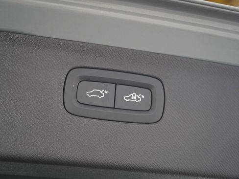Used 2026 Volvo XC90 B6 Plus AWD/4WD image 9