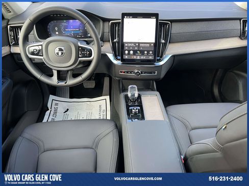 Certified 2025 Volvo XC90 B5 Core w/ Climate Package image 11
