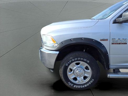 Used 2014 RAM 2500 SLT image 15