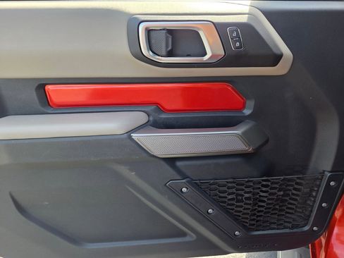 Certified 2023 Ford Bronco Wildtrak AWD/4WD image 17