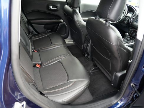 Used 2018 Jeep Compass Latitude w/ Popular Equipment Group AWD/4WD image 24