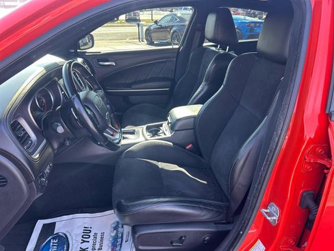 Used 2022 Dodge Charger R/T w/ Plus Group image 11